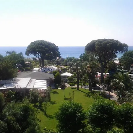 Hotell Zena 5*